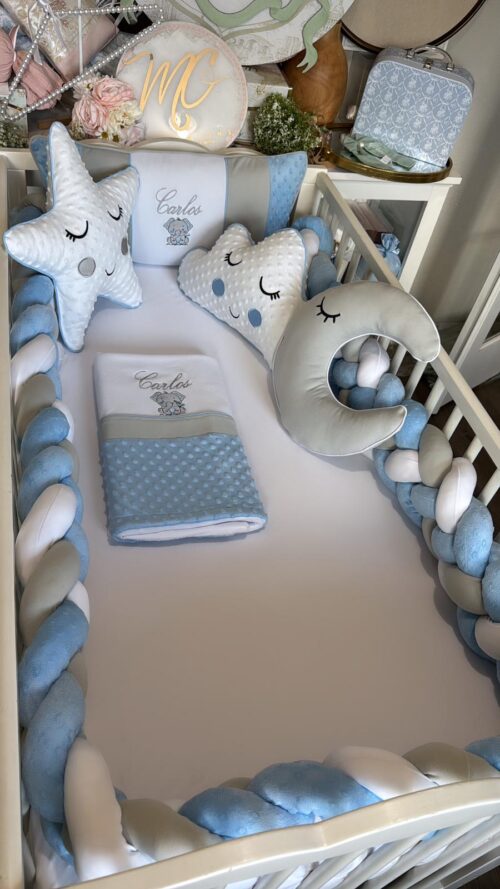 Carlos Bedding Set